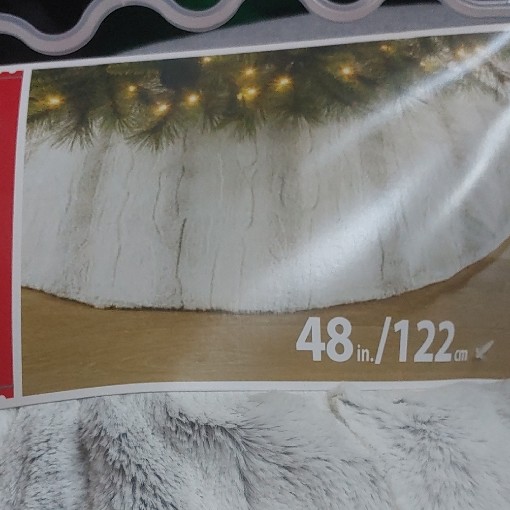 Holiday Time White Tree Skirt